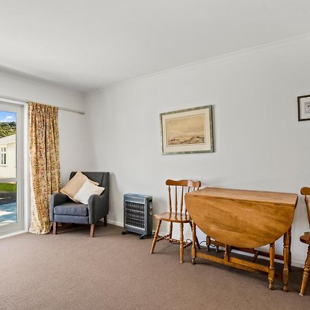 ולינגטו Karori Kabin - Karori Holiday Home מראה חיצוני תמונה